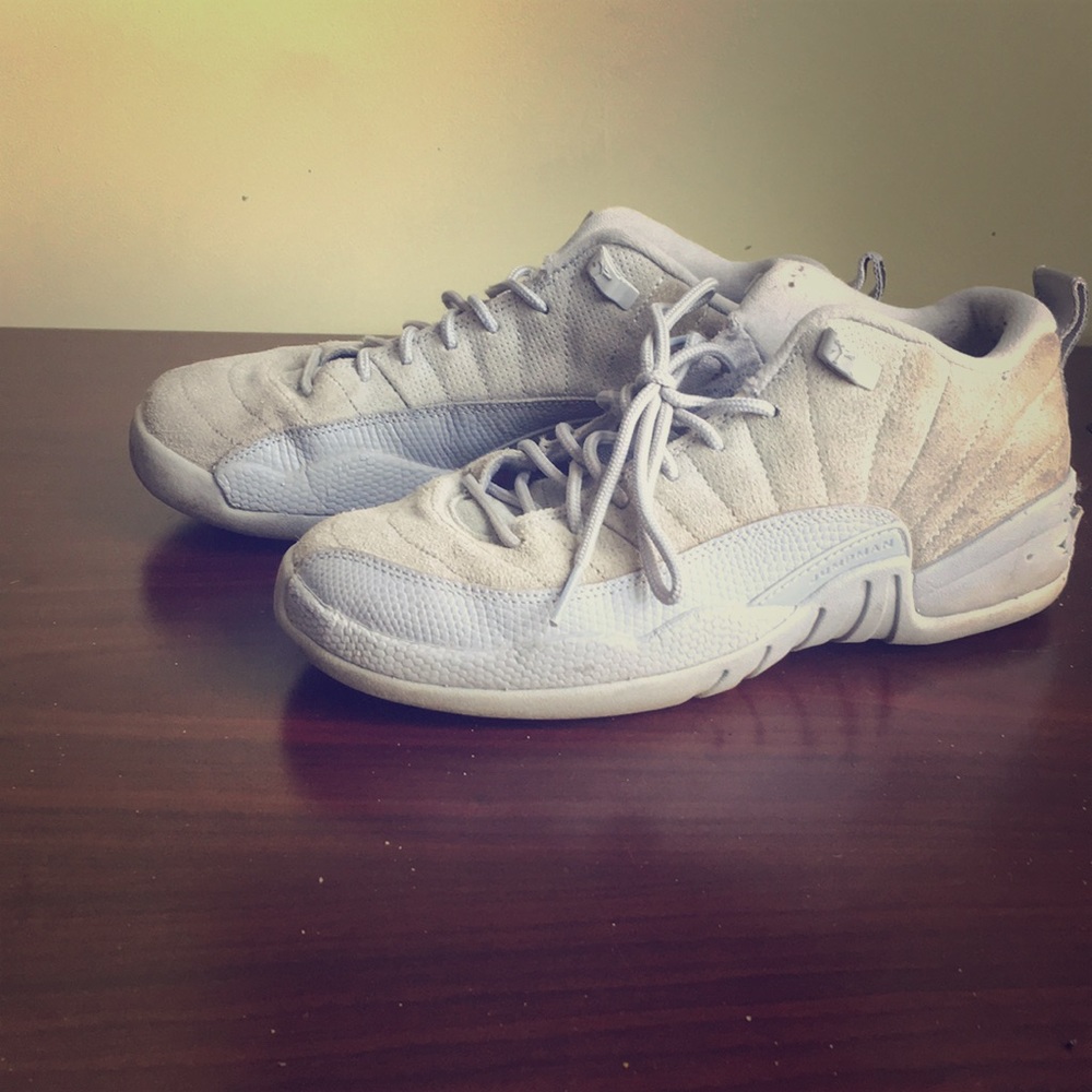 Jordan wolf grey 12
